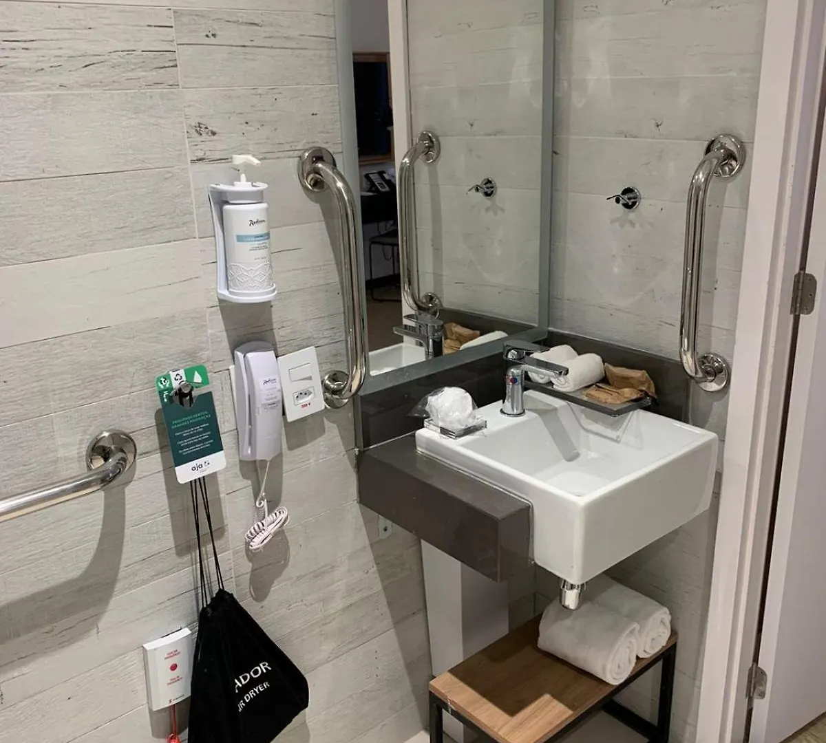 ****  Radisson Pinheiros Hotel Sao Paulo Brazil